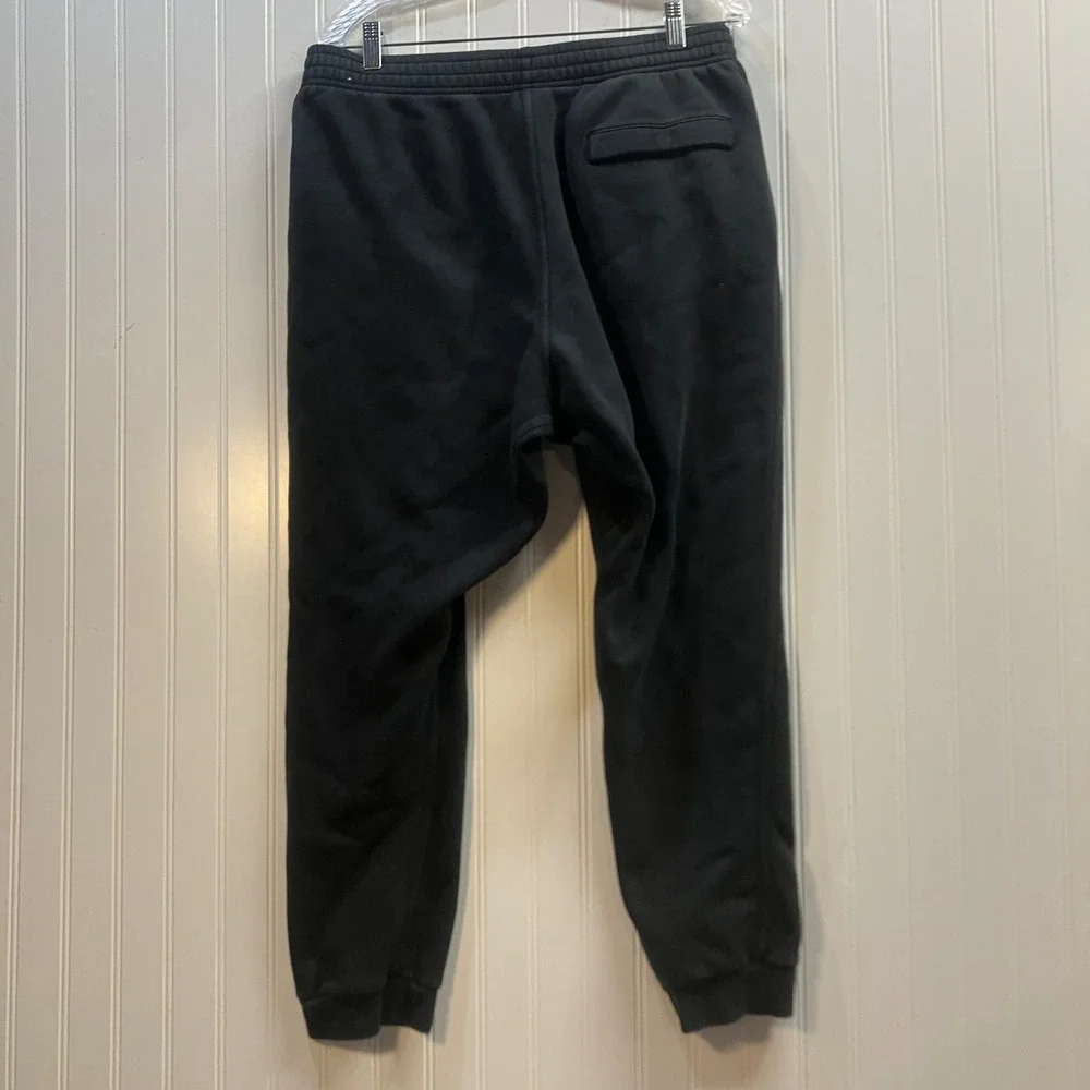 Nike Mens XL Black Club Fleece Joggers Tapered Sweatpants Embroidered Swoosh